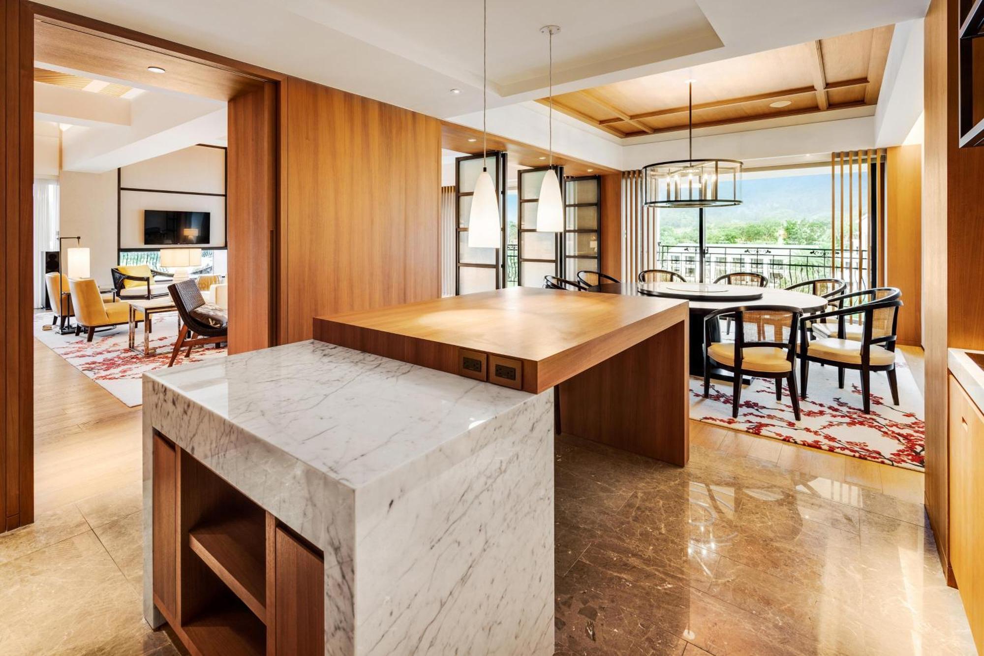 The Westin Tashee Resort, Taoyuan Thị trấn Đại Khê Ngoại thất bức ảnh A suite at the Westin Hyderabad