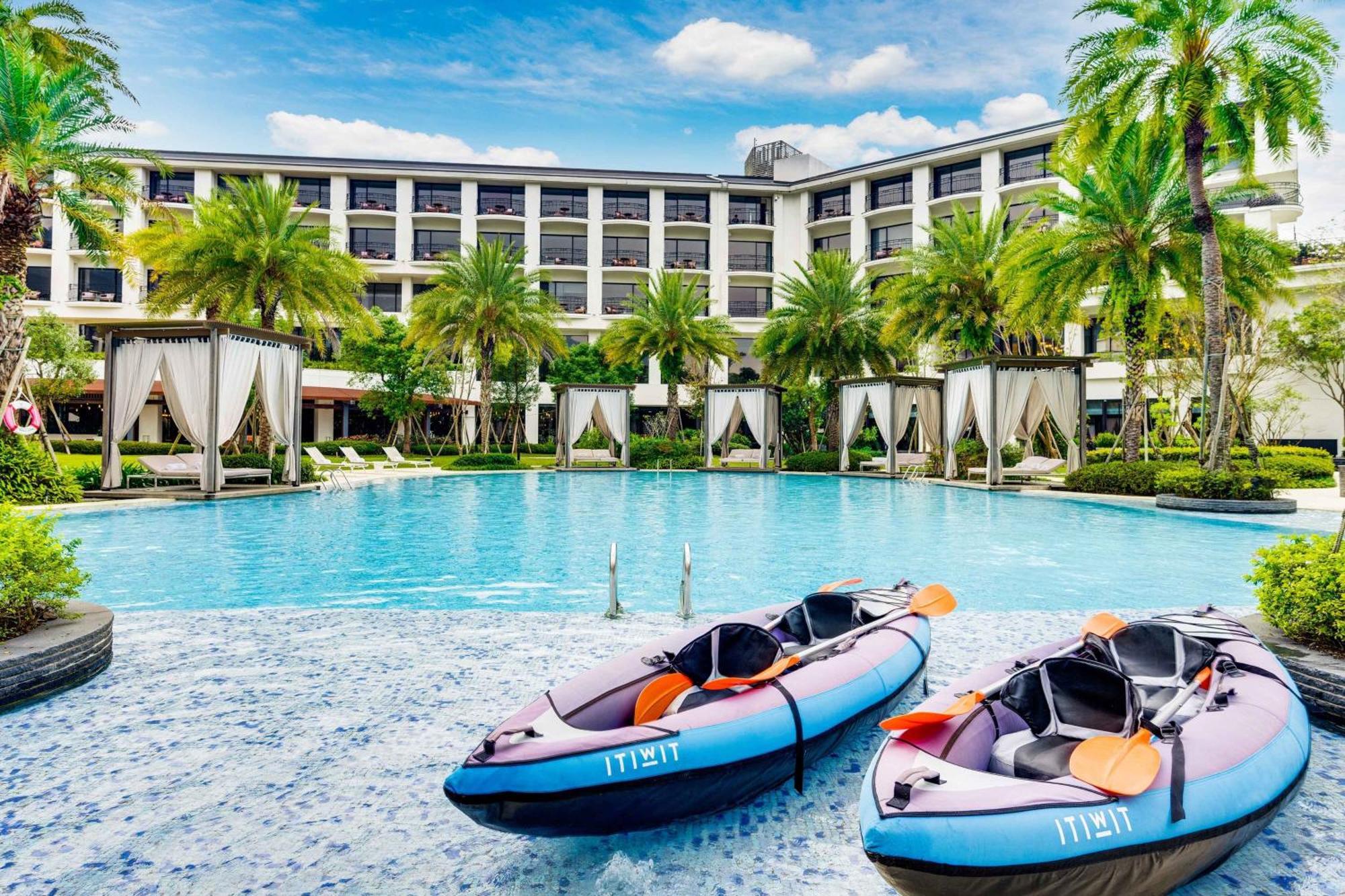The Westin Tashee Resort, Taoyuan Thị trấn Đại Khê Ngoại thất bức ảnh The swimming pool at the hotel